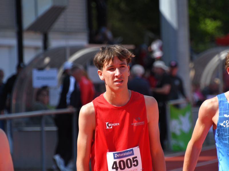 Niklas 800m