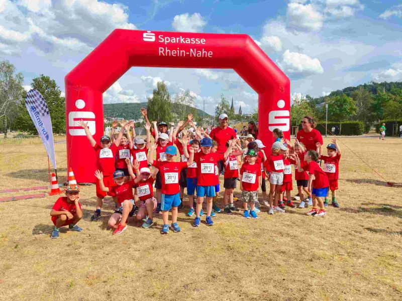 Firmenlauf
                        